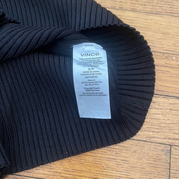 NWT Vince Elegant Black Ribbed Skirt Sz S/P - Picture 7 of 7